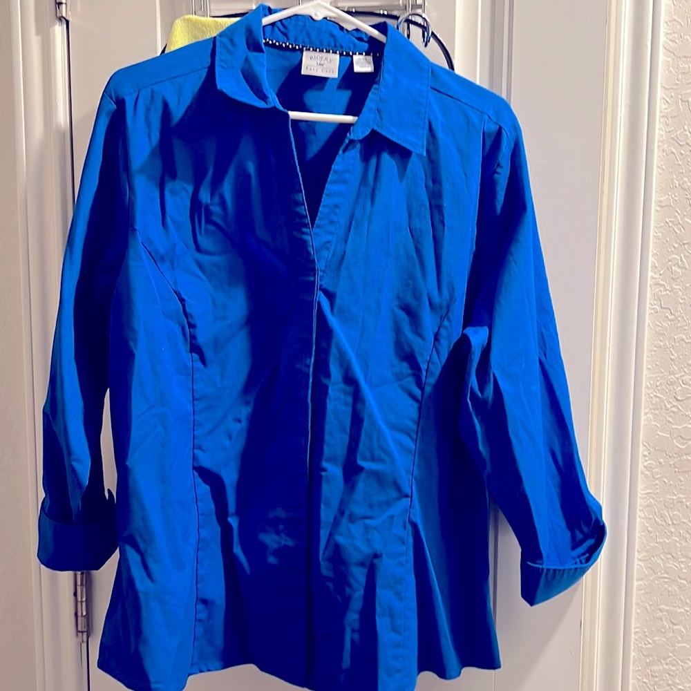 Woman blouse